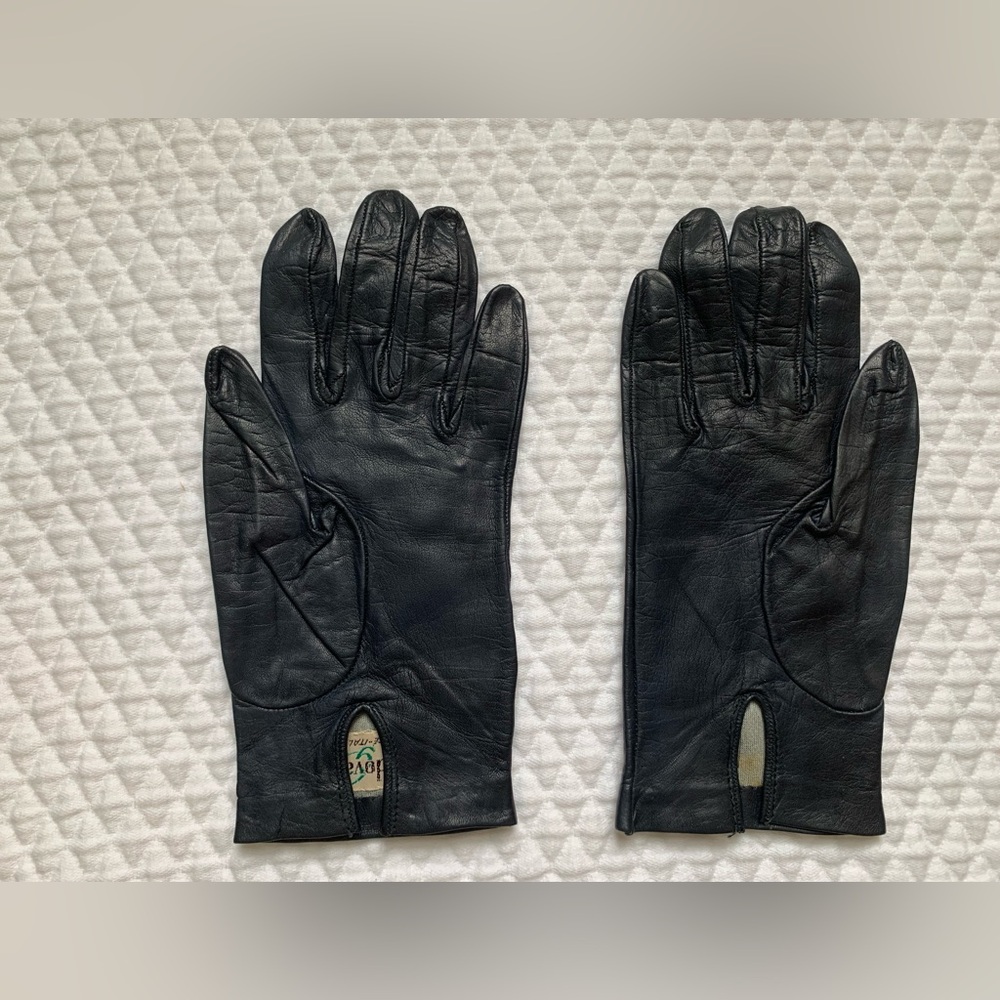 Vintage Black Madova Wrist Length Leather Silk Lined Gloves Size 6.5 - Picture 2 of 4